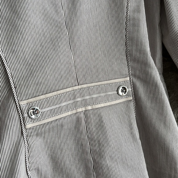 WHBM beige pinstripe blazer - Picture 6 of 9